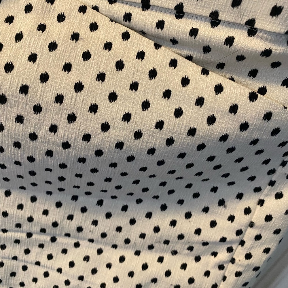 Adrienne Vittadini Black and White pants
